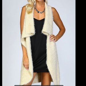 Creme Sleeveless Duster